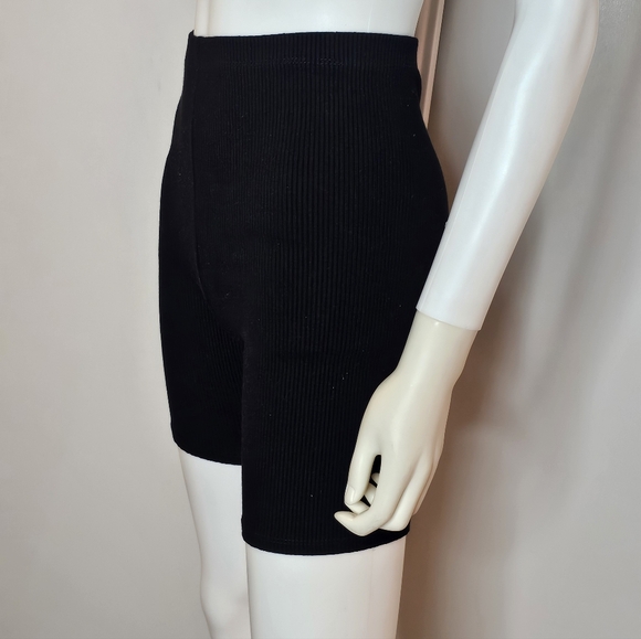 Day&Night Highwaist Black Ribbed Biker Shorts Size S - Picture 2 of 7